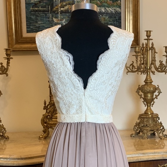 Women’s mother of bride formal evening dress - Picture 5 of 6